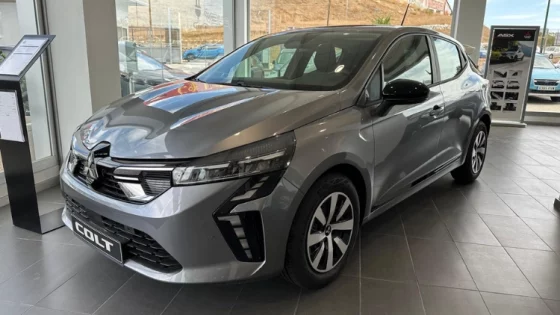 Mitsubishi Colt utilitario de segunda mano en Málaga, compacto y eficiente, ideal para la ciudad